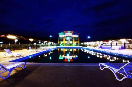 Truva Life Hotel Samandag Ngoại thất bức ảnh