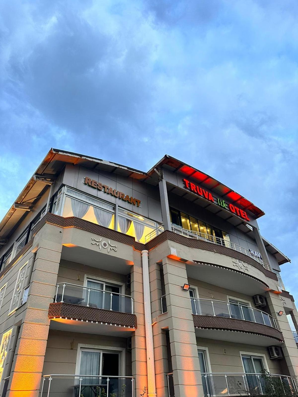 Truva Life Hotel Samandag Ngoại thất bức ảnh